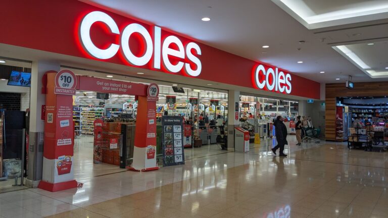 Coles supermarket entrance in Mill Park, Melbourne